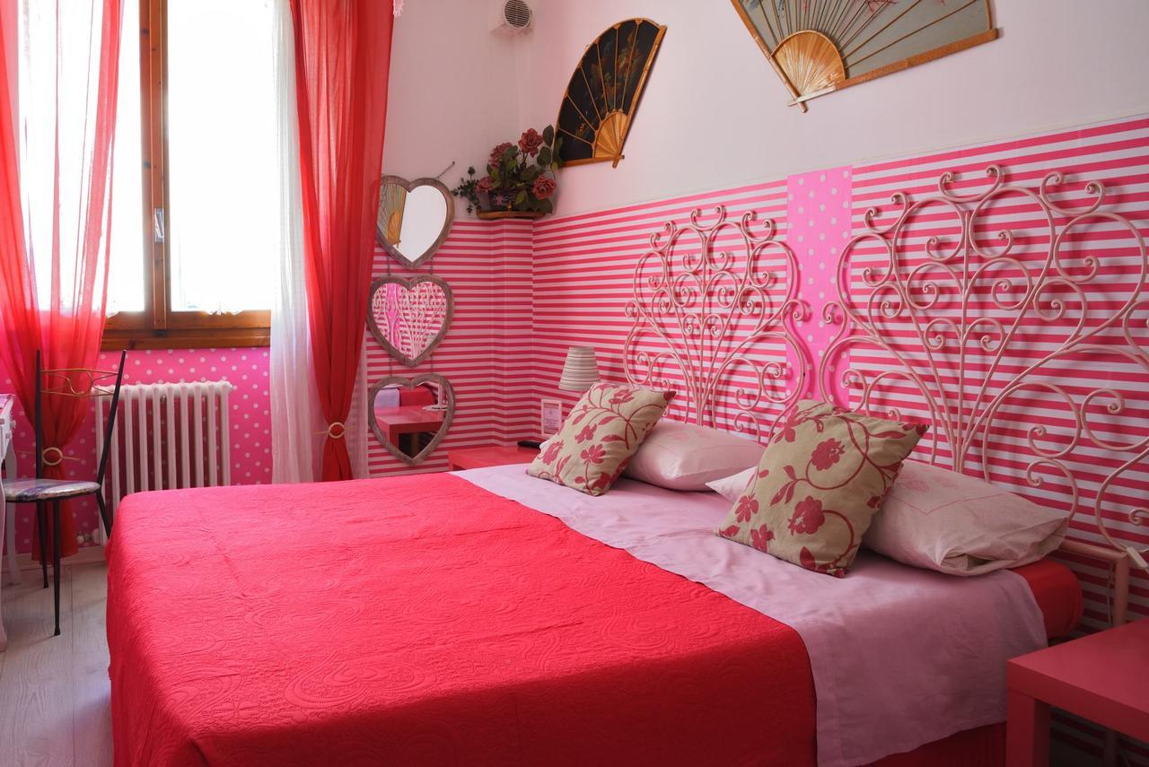Leonardo's Bed and breakfast 3*